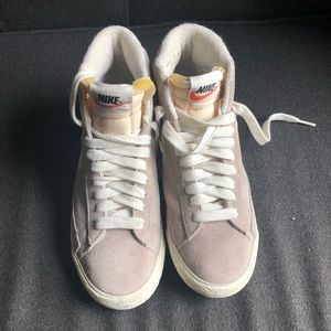 RARE! Nike Blazer Mid Suede Vintage Hi Top - Taupe